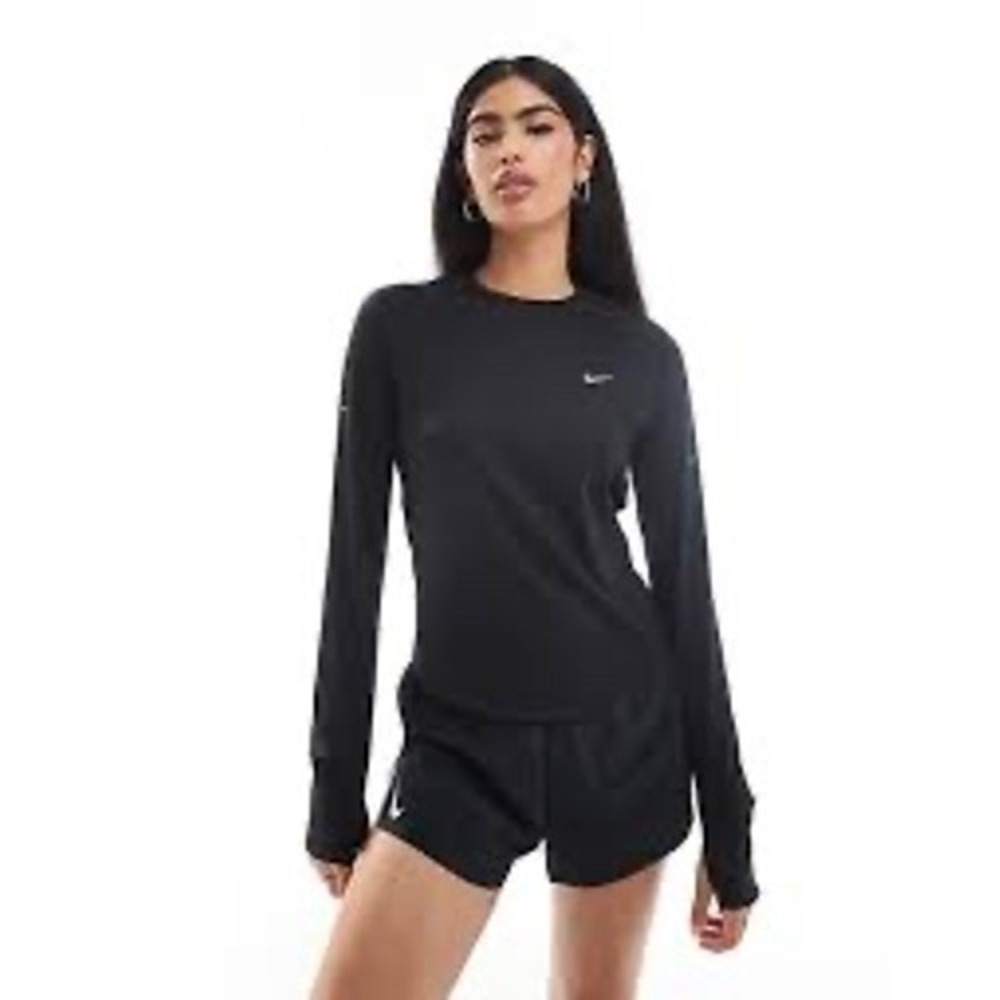 Nike Running Pacer Crew Women M Black‎ EUC CU3277-010 Thumbhole Top Sporty
